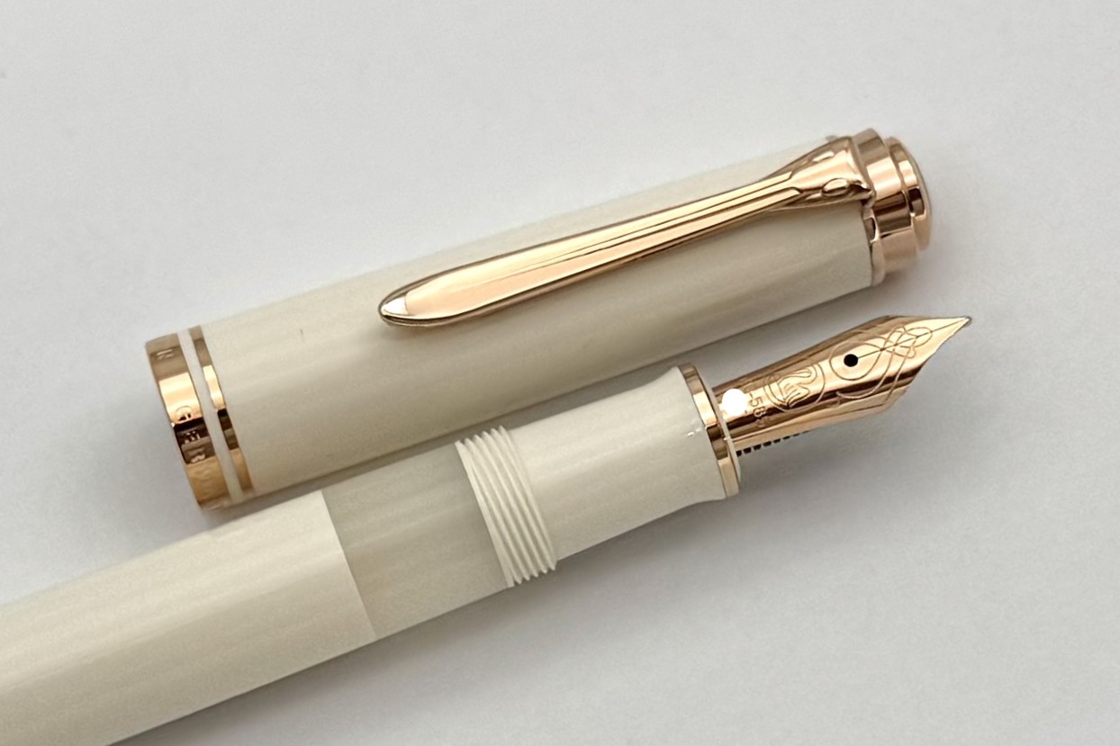 PelikanSESouveranM600WhiteRoseGoldFP_6